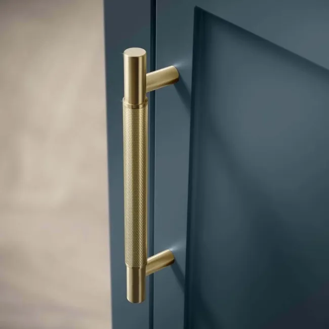 Brass Knurled Handle