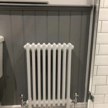 Athens White Double Column Horizontal Traditional Radiator 600x425mm