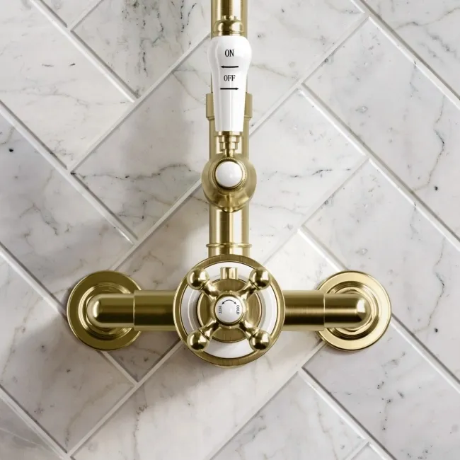 Nevis Brushed Brass Traditional Thermostatic Shower Set