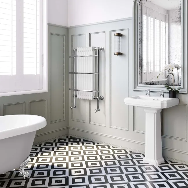 Gibraltar Wall Hung Extra Large White Traditional Heated Towel Radiator (With Overhanging Rail)