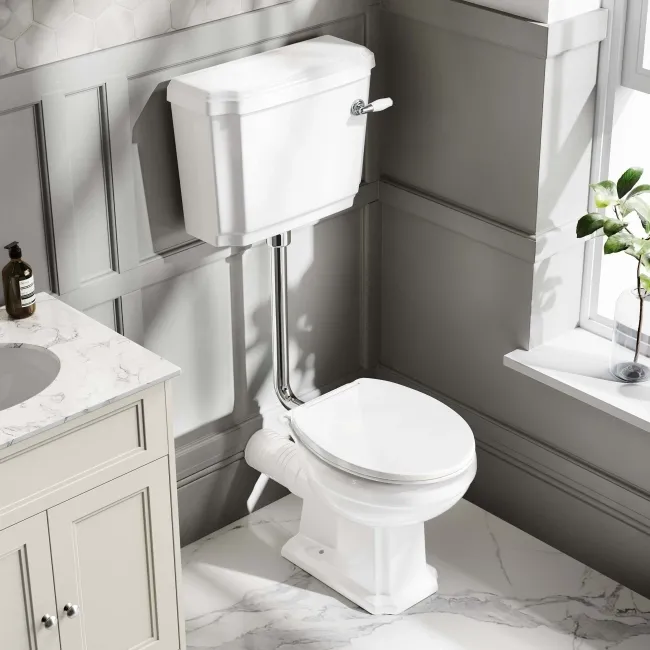 Hudson Traditional Toilet With Low-level Cistern And Soft Close Seat