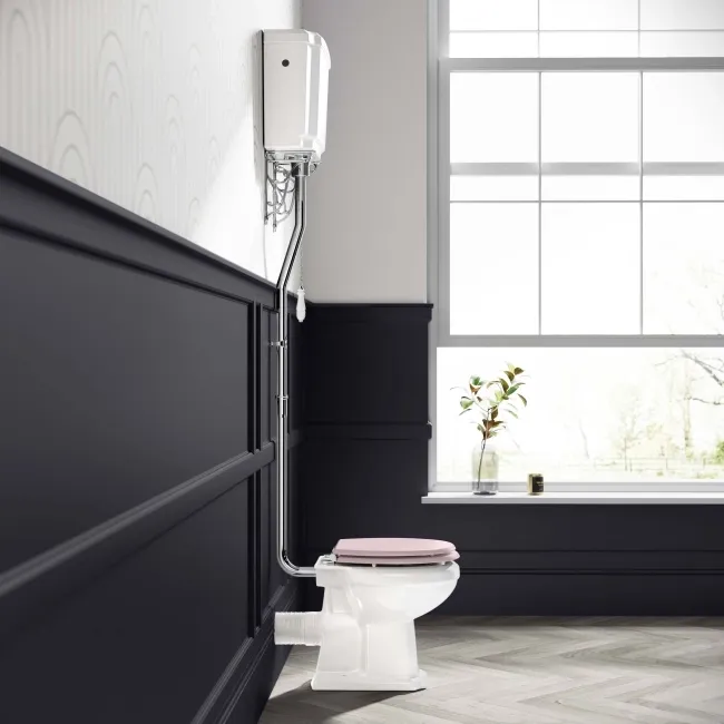Hudson Traditional Toilet With High-Level Cistern and Cashmere Pink Wooden Seat
