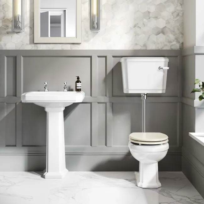 Hudson Traditional Low-Level Toilet With Chalk White Seat & Pedestal Basin - Double Tap Hole