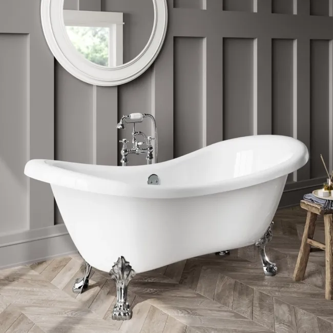 Tonbridge 1750mm Roll Top Bath - Chrome Claw Feet