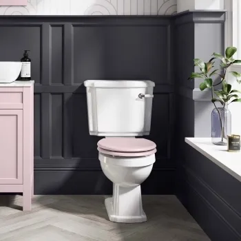 Hudson Traditional Close Coupled Toilet With Cashmere Pink Wooden Seat