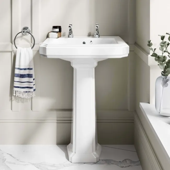 Hudson Traditional Toilet With Dove Grey Seat & Pedestal Basin Set - Double Tap Hole
