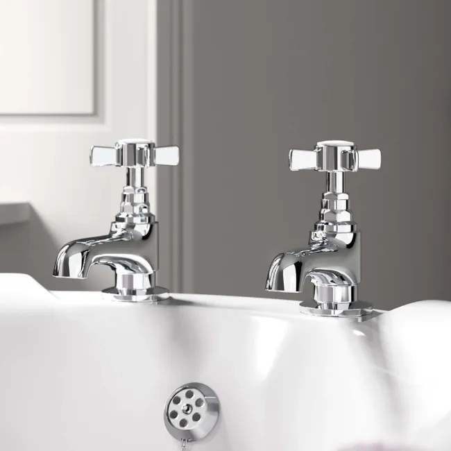 Nene Traditional Chrome Hot and Cold Basin & Bath Taps Set