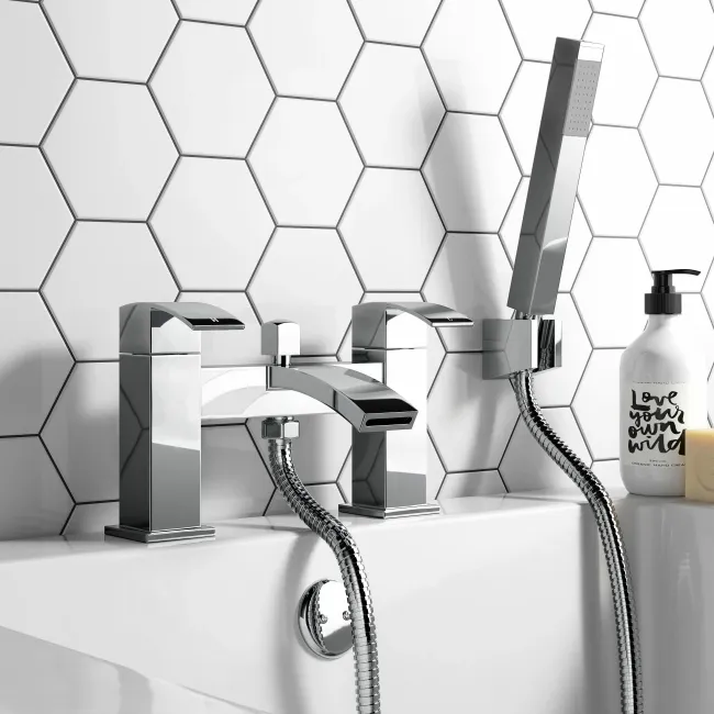 Welland Chrome Bath Filler & Handheld Shower