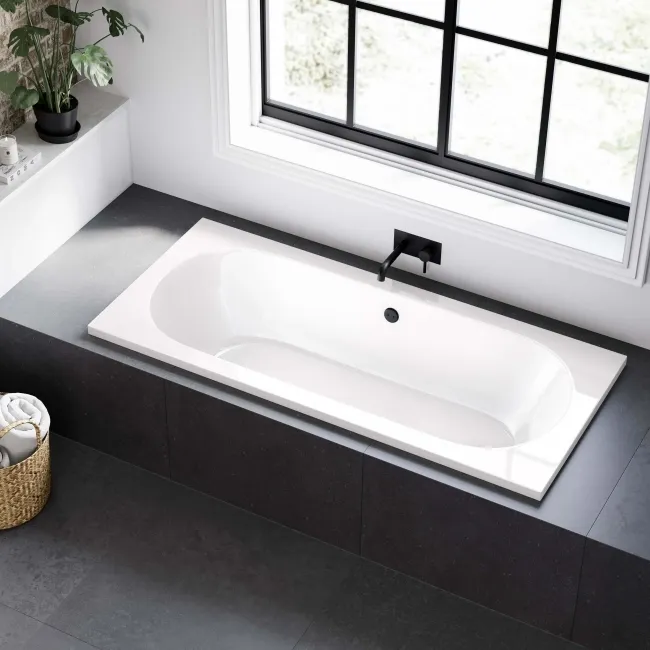 York 1800x800 Round Double Ended Bath