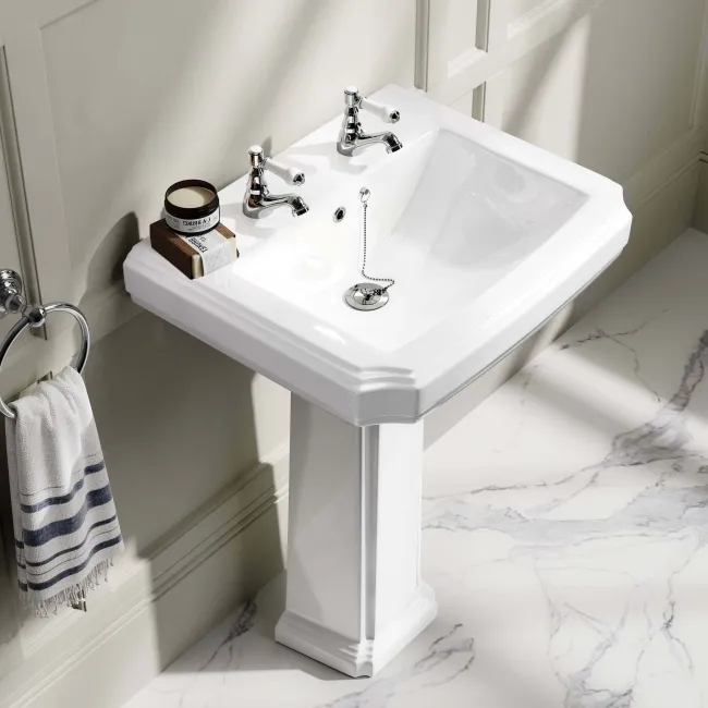 Hudson Traditional High-Level Toilet With Dove Grey Seat & Pedestal Basin - Double Tap Hole