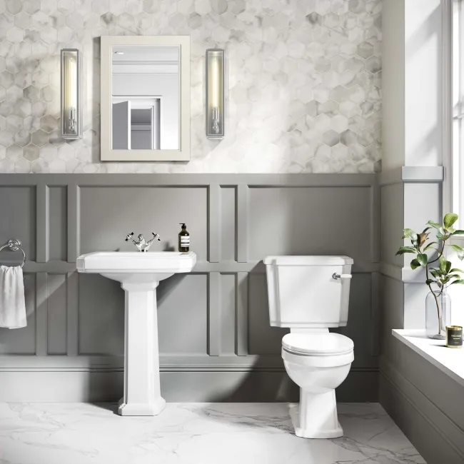 Hudson Traditional Close Coupled Toilet & Pedestal Basin Set - Single Tap Hole