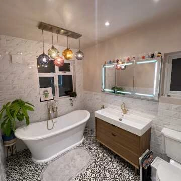 Haisley Illuminated LED Mirror Cabinet With BLUETOOTH Speaker 650x1200mm