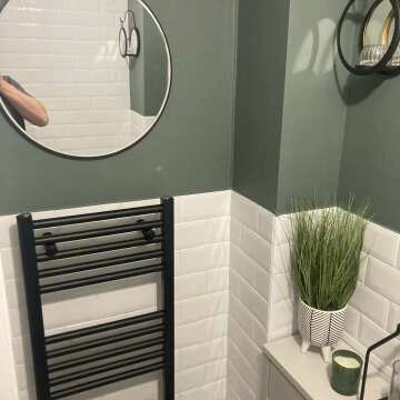 Naples Premium Matt Black Straight Heated Towel Rail 1000x450mm