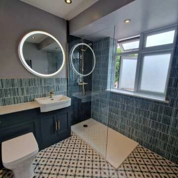 Delilah Brushed Brass Round Illuminated LED Mirror 800mm 