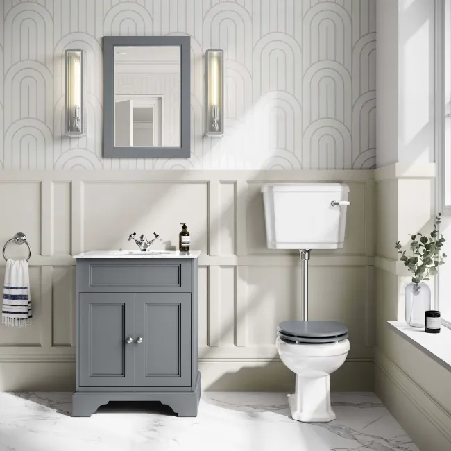 Hudson Traditional Toilet With Low-Level Cistern and Dove Grey Wooden Seat