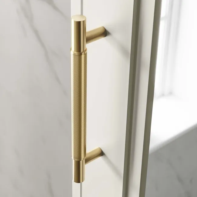 Chalk White Mirror Cabinet 700x500mm - Brass Knurled Handles