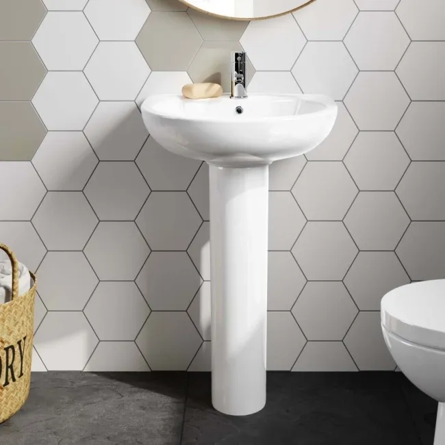 Austin Close Coupled Toilet & Pedestal Basin Set