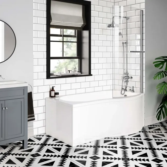 P Shaped 1500 Shower Bath with Front Panel & 6mm Easy Clean Screen with Rail - Right Handed