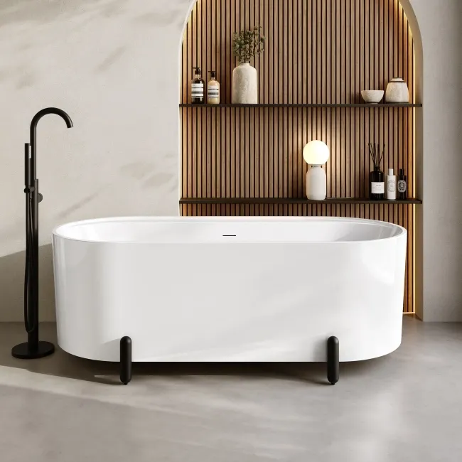 Shore 1700 Gloss White Freestanding Bath - Matt Black Feet