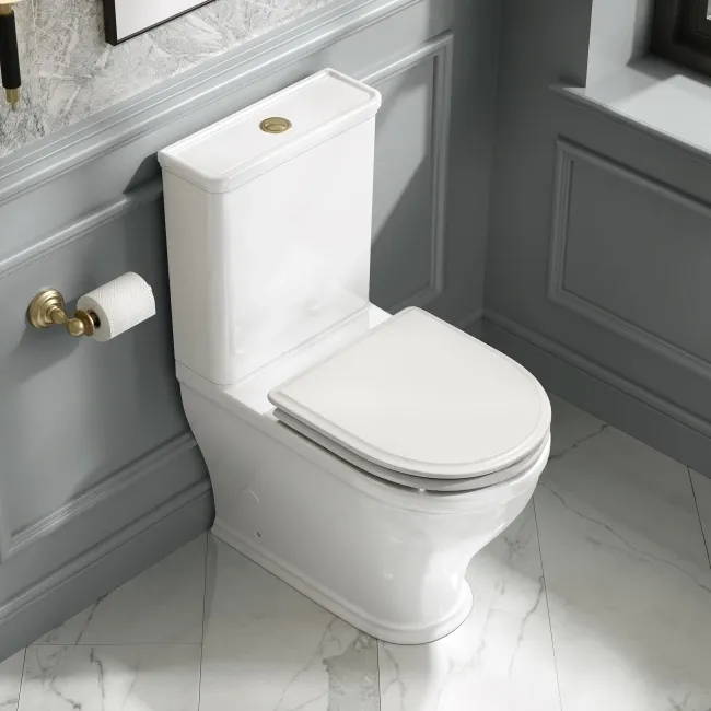 Kansas Traditional Rimless Close Coupled Toilet With Cotton White Wooden Seat - Brushed Brass Hinges