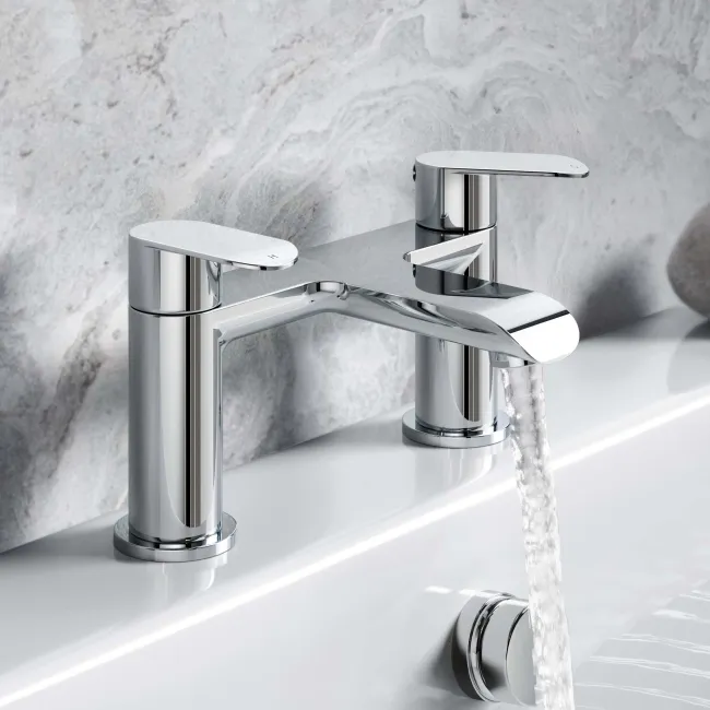 Tay Chrome Bath Filler