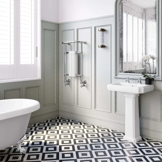 Gibraltar Wall Hung Small White Traditional Heated Towel Radiator (With Overhanging Rail)