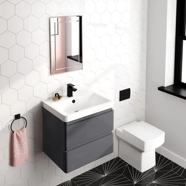 Abbie Silver Mirror 600x400mm