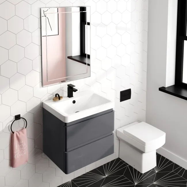 Abbie Silver Mirror 800x600mm