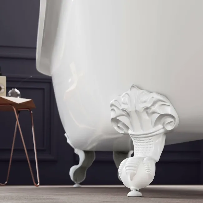 Highbury 1550mm Roll Top Slipper Bath - White Ball Feet