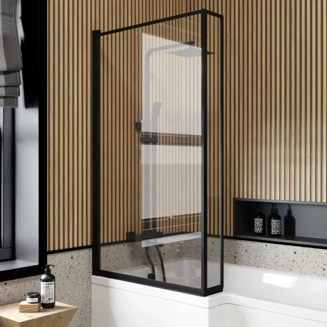 L Shaped 1500 Shower Bath with Front Panel & 6mm Easy Clean Matt Black Framed Bath Screen - Left Handed