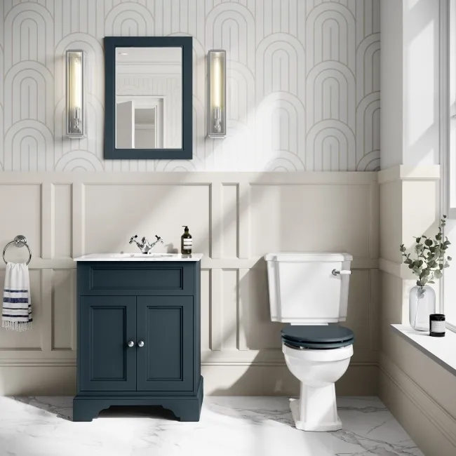 Hudson Traditional Close Coupled Toilet With Inky Blue Wooden Seat