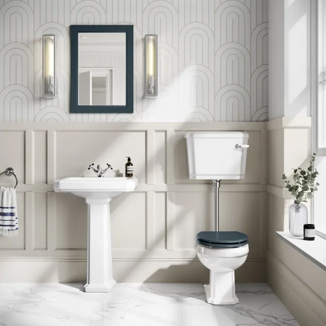 Hudson Traditional Low-Level Toilet With Inky Blue Seat & Pedestal Basin - Single Tap Hole