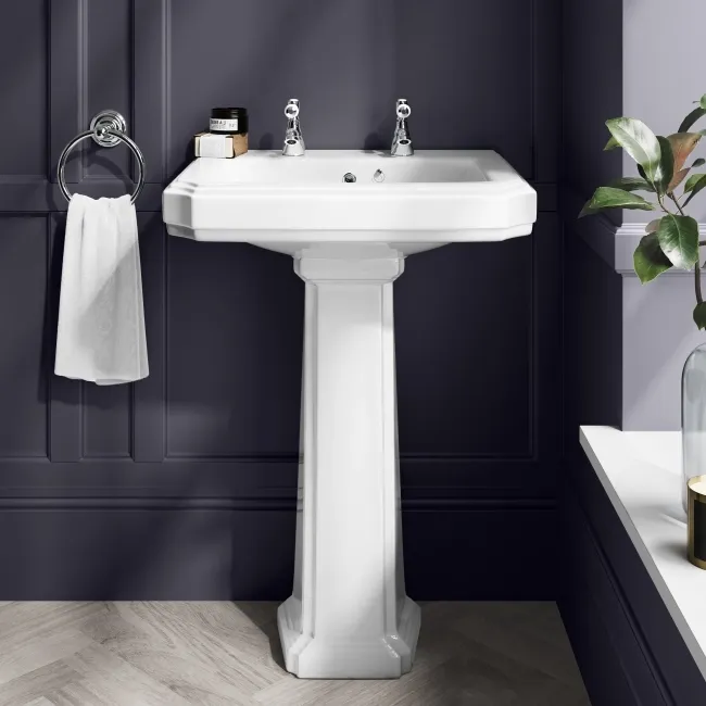 Hudson Traditional Low-Level Toilet With Cashmere Pink Seat & Pedestal Basin - Double Tap Hole