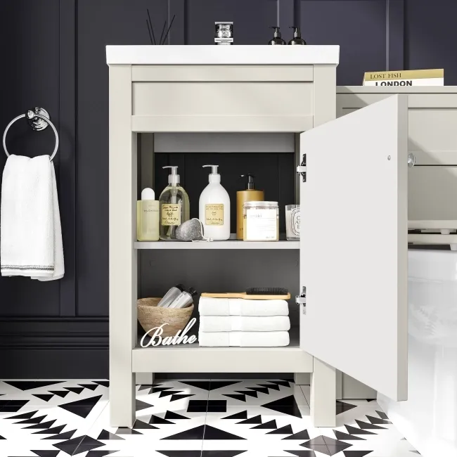 Bermuda Chalk White  Combination Vanity Basin and Hudson Toilet with Wooden Seat 1000mm