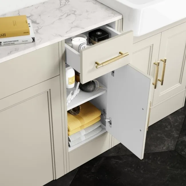 Monaco Chalk White Combination Vanity Basin with Marble Top and Hudson Toilet with Wooden Seat 1500mm - Brass Knurled Handles