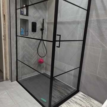 Toulon Matt Black Grid Easy Clean 6mm Pivot Shower Door 800mm
