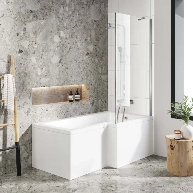 L Shaped 1500 Shower Bath & 4mm Fixed Screen - Right Handed