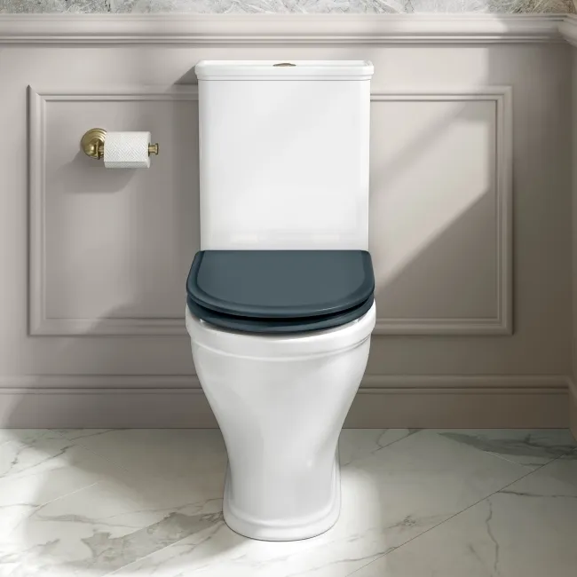 Kansas Traditional Rimless Close Coupled Toilet With Inky Blue Wooden Seat - Brushed Brass Hinges