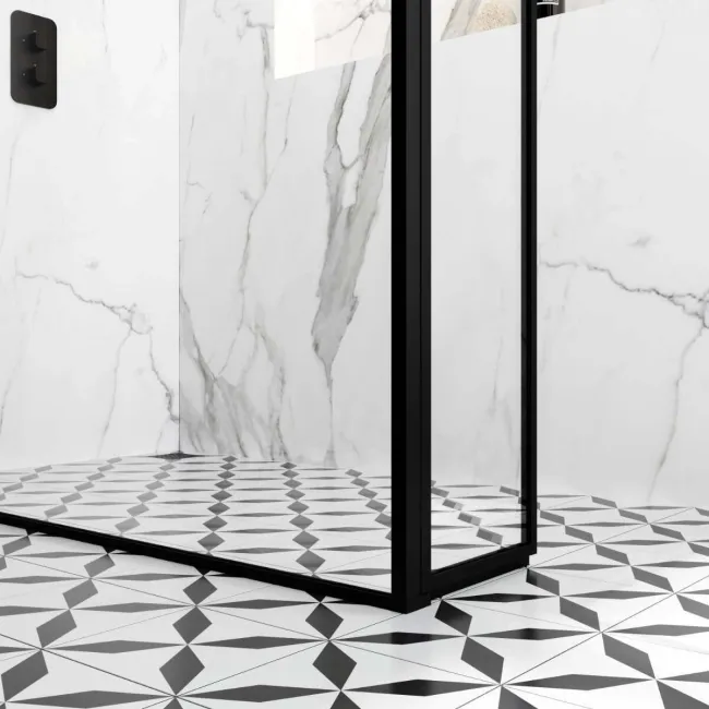 Munich Matt Black Framed 8mm Walk In Shower Enclosure 1000mm & 900mm Glass with Pivotal Return Panel